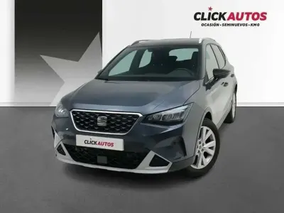 Usado Seat Arona 116 CV (85 kW) 2025 Gris SUV