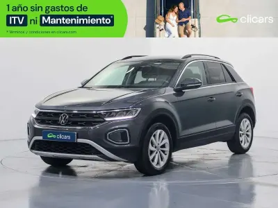 Usado VW T-Roc Life 116 CV (85 kW) 2022 Gris SUV