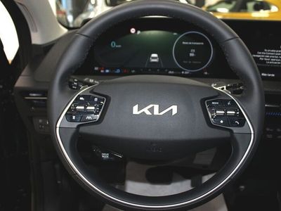 Negro Usado 2023 Kia EV6 Air SUV | 56.000 €