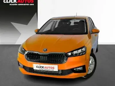Usado Skoda Fabia Ambition 110 CV (80 kW) 2024 Negro Utilitario