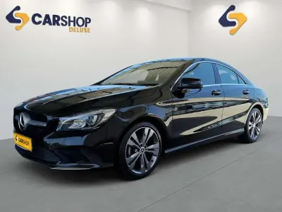 Usado Mercedes CLA180 122 CV (89 kW) 2018 Negro Coupe