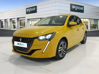 Begagnad Peugeot 208 Active 100 HK (73 kW) 2023 Gul Halvkombi