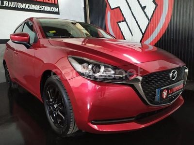 Usado Mazda 2 Edition 90 CV (66 kW) 2020 Granate Berlina