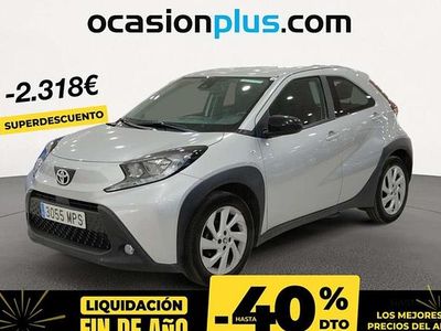 Gris Usado 2024 Toyota Aygo Play Utilitario | 12.991 € (Precio justo)