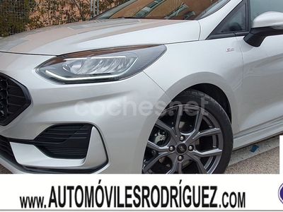 Gris / plata Usado 2022 Ford Fiesta ST-Line Utilitario | 19.900 € (Caro)