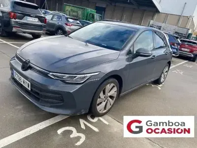 Usado VW Golf VIII 115 HP (84 kW) 2025 Cinzento