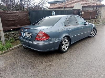 Mercedes E320