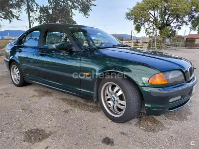 Usado BMW 320 136 CV (100 kW) 2000 Verde Berlina