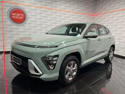 Usado Hyundai Kona 120 CV (88 kW) 2023 Verde SUV
