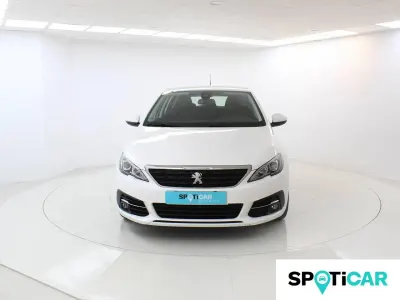 Usado Peugeot 308 Allure 110 CV (80 kW) 2020 Blanco Berlina