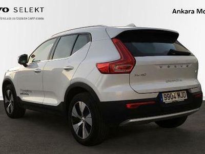 Usado Volvo XC40 Core 211 CV (155 kW) 2023 Blanco SUV
