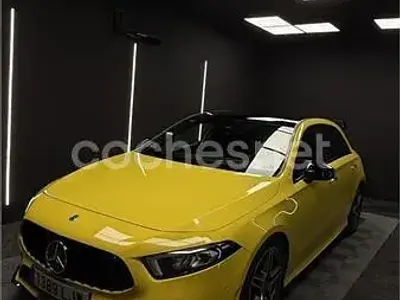 Usado Mercedes A180 116 CV (85 kW) 2020 Amarillo Berlina