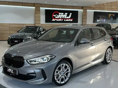 Usado BMW 120 M Sport 178 CV (130 kW) 2023 Gris / plata Utilitario