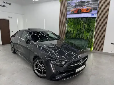 Usado Mercedes CLS220 194 CV (142 kW) 2021 Gris / plata Berlina