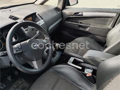 Usado Opel Zafira Cosmo 150 CV (110 kW) 2006 Gris / plata Monovolumen
