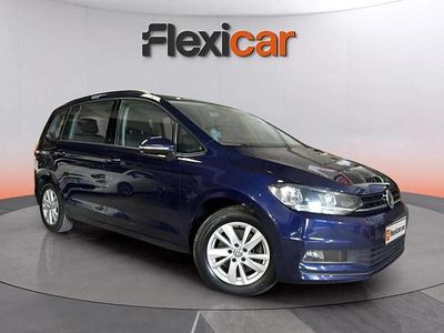 Usado VW Touran Business 122 CV (89 kW) 2021 Azul Monovolumen