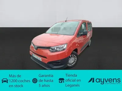 Używany Toyota Proace Verso Active 131 KM (96 kW) 2023 Czerwony Kombi