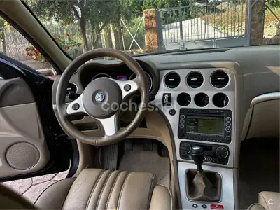Usado Alfa Romeo 159 150 CV (110 kW) 2006 Negro Berlina