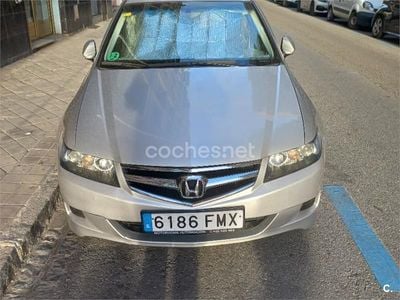 Gris / plata Usado 2007 Honda Accord Sport Berlina | 4990 €