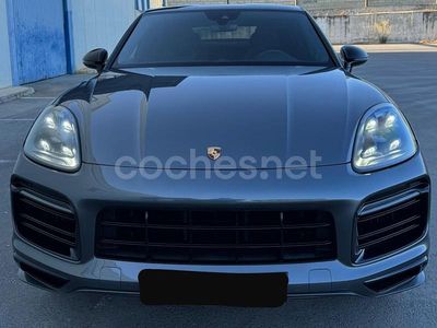 Gris / plata Usado 2021 Porsche Cayenne SUV | 69.999 € (Caro)