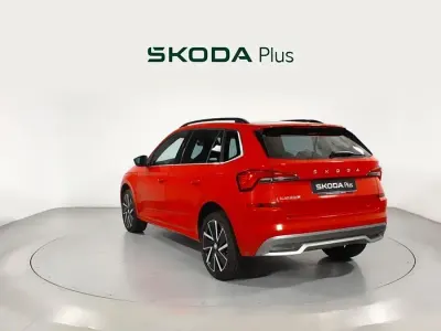 Usado Skoda Kamiq Sport 150 CV (110 kW) 2021 Rojo SUV