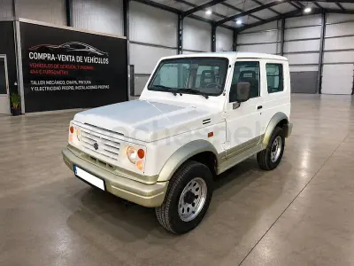 Usado Suzuki Samurai 69 CV (50 kW) 1997 Blanco SUV