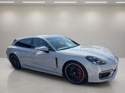 Begagnad Porsche Panamera Sport Turismo 480 HK (353 kW) 2022 Grå Kombi