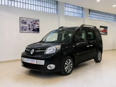 Usado Renault Kangoo Zen 116 CV (85 kW) 2019 Negro Monovolumen