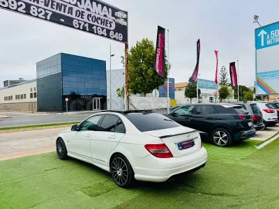Usado Mercedes C320 Avantgarde 224 CV (164 kW) 2009 Blanco Berlina