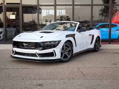 Usado Ford Mustang Convertible 291 CV (214 kW) 2026 Blanco Descapotable