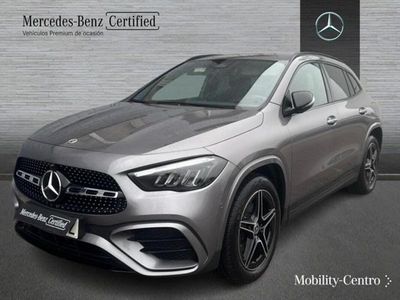 Usado Mercedes GLA250 AMG line 163 CV (119 kW) 2023 Mountaingrau  met. SUV