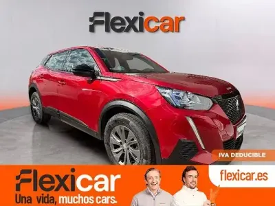 Usado Peugeot 2008 Active 100 CV (73 kW) 2023 Rojo SUV