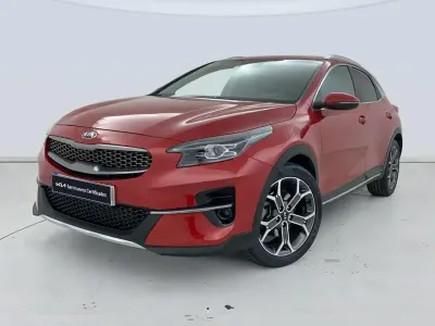 Usado Kia XCeed 140 HP (102 kW) 2020 Vermelho SUV