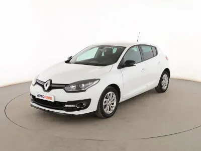 Usado Renault Mégane LIMITED 95 CV (69 kW) 2015 Blanco Berlina