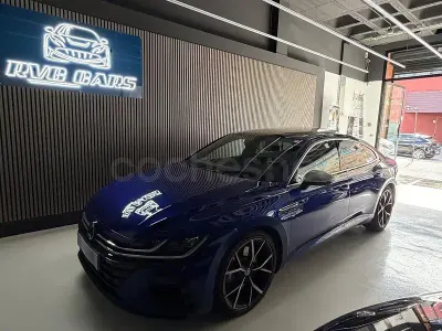 Usado VW Arteon R-line 320 CV (235 kW) 2021 Azul Berlina