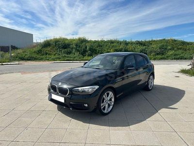 Usado BMW 118 Sport Line 140 CV (102 kW) 2019 Negro Utilitario