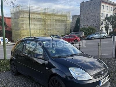 Negro Usado 2005 Ford Fiesta ST Coupe | 4500 €