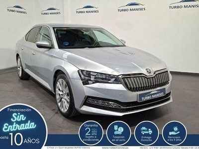 Usado Skoda Superb Style 218 CV (160 kW) 2021 Gris / plata Berlina
