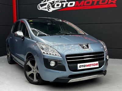 Usado Peugeot 3008 200 CV (147 kW) 2013 Azul Familiar