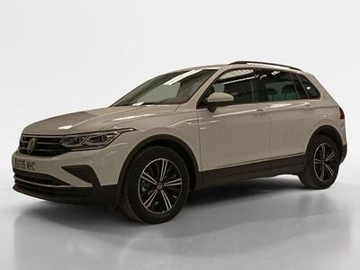 Blanco Usado 2023 VW Tiguan Life SUV | 31.990 € (Precio justo)