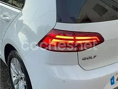 Usado VW Golf VII Advance 115 CV (84 kW) 2019 Blanco Berlina