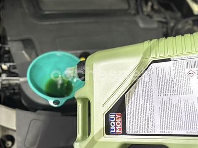 Usado Ford S-MAX Trend 140 CV (102 kW) 2011 Marrón Monovolumen