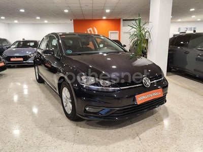 Negro Usado 2019 VW Golf Business Berlina | 16.999 € (Precio justo)