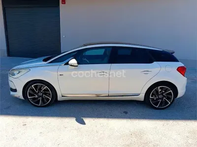 Usado Citroën DS5 200 CV (147 kW) 2013 Blanco Utilitario