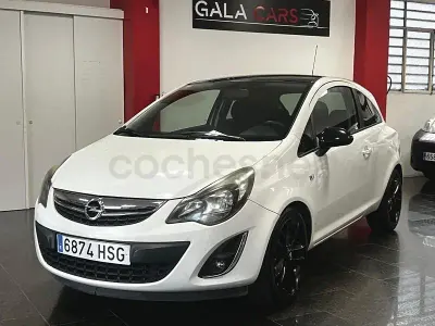 Usado Opel Corsa Color Edition 100 CV (73 kW) 2013 Blanco Utilitario