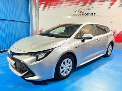 Usado Toyota Corolla Active 122 CV (89 kW) 2020 Gris / plata Familiar