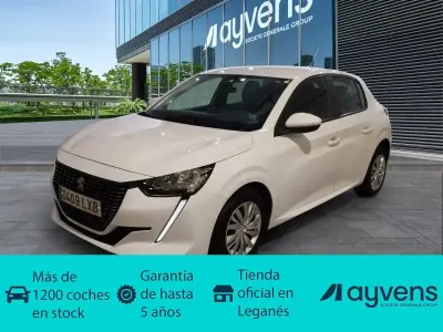 Usado Peugeot 208 Active 102 CV (75 kW) 2021 Blanco Utilitario