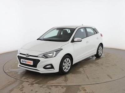 Usado Hyundai i20 101 CV (74 kW) 2020 Blanco Utilitario