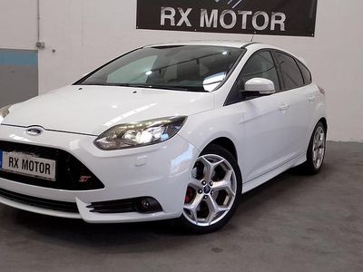 Usado Ford Focus ST 250 CV (183 kW) 2014 Blanco