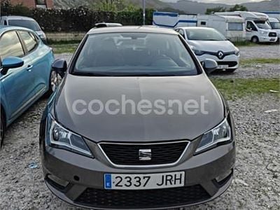 Usado Seat Ibiza SC CONNECT 90 CV (66 kW) 2016 Gris / plata Utilitario